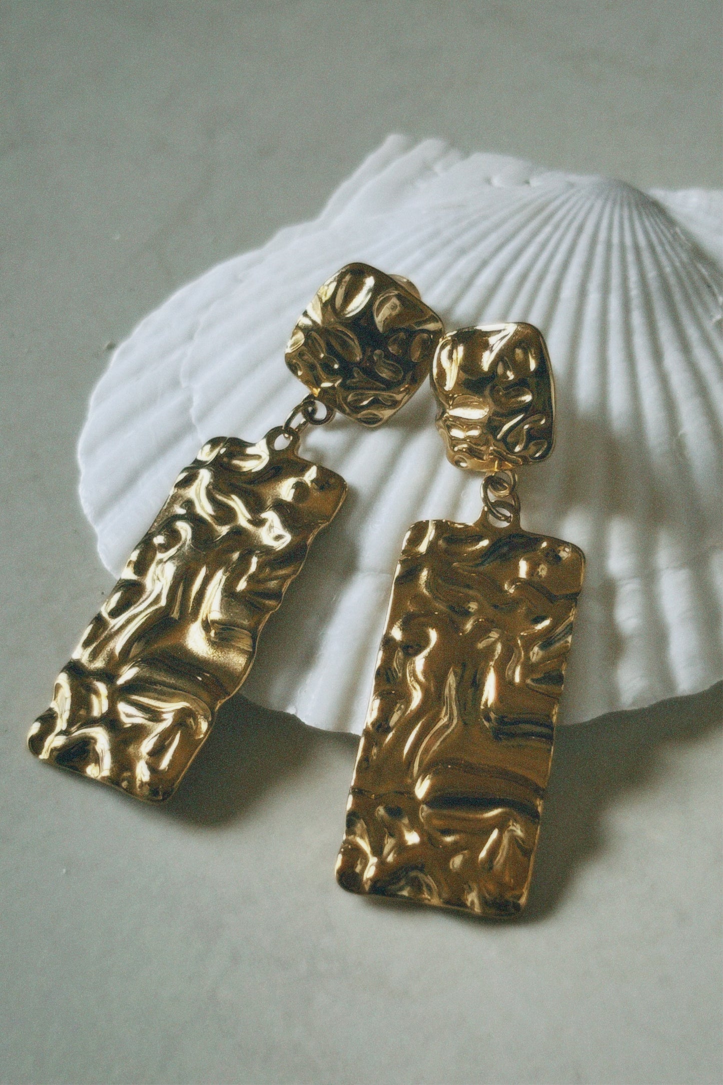 GOLD WAVES